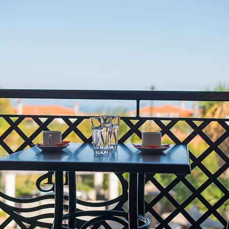 Stamos Hotel 3*