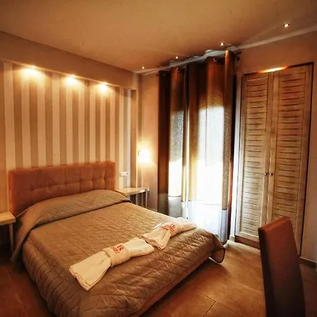 Stamos Hotel 3*