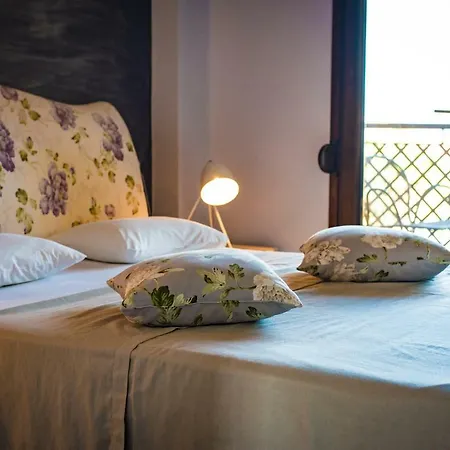 Stamos Hotel 3*