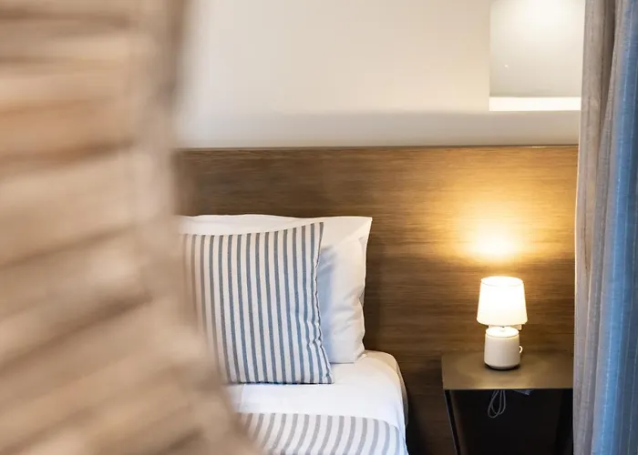 斯塔莫斯酒店 3*