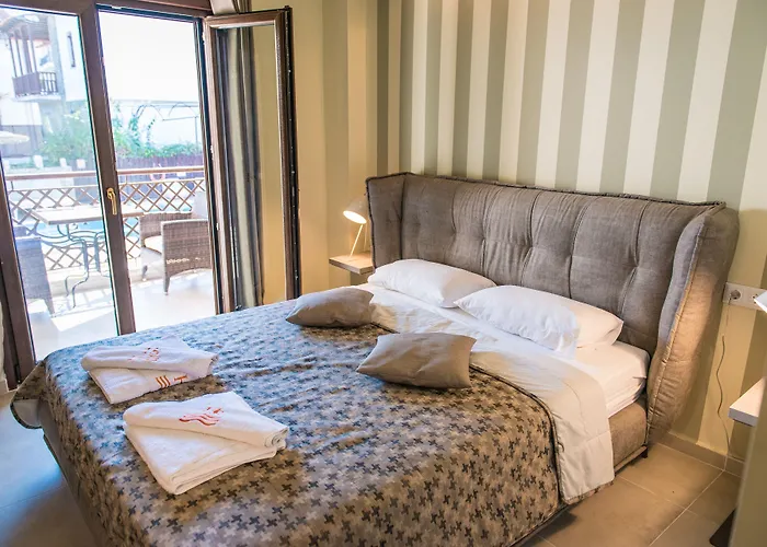 斯塔莫斯酒店 3* 阿菲托斯